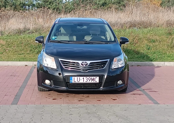 Toyota Avensis cena 18500 przebieg: 312000, rok produkcji 2009 z Warszawa małe 277
